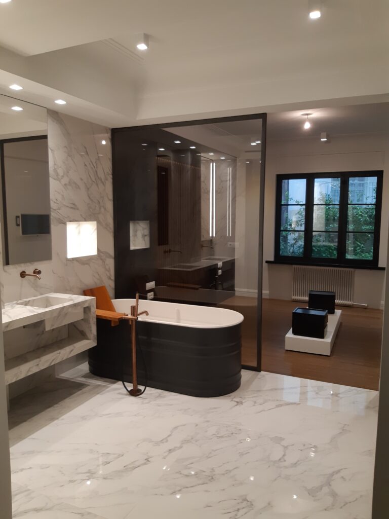 ΚΟΛΩΝΑΚΙ Ανακαίνιση Διαμερίσματος